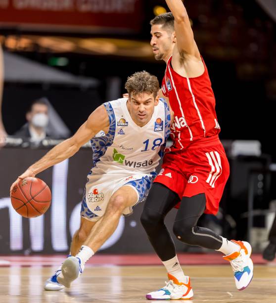 而表现优异 而表现优异