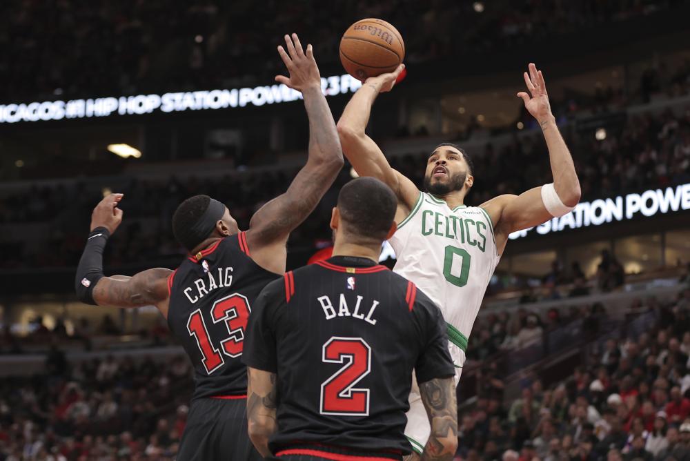 造成深远的 造成深远的